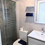 Rise & Shine Beachfront La Cala Appartement