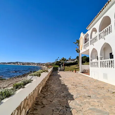 Rise & Shine Beachfront La Cala